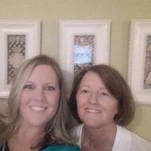 Meet your Posher, Nola